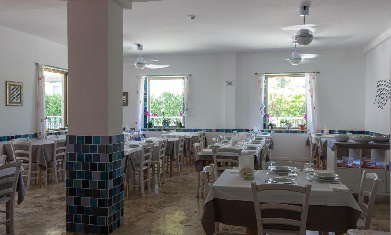 Locanda Villa Fiori Bellaria-Igea Marina Exterior foto